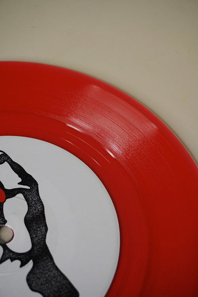 Kaidi Tatham "7inch Nails"