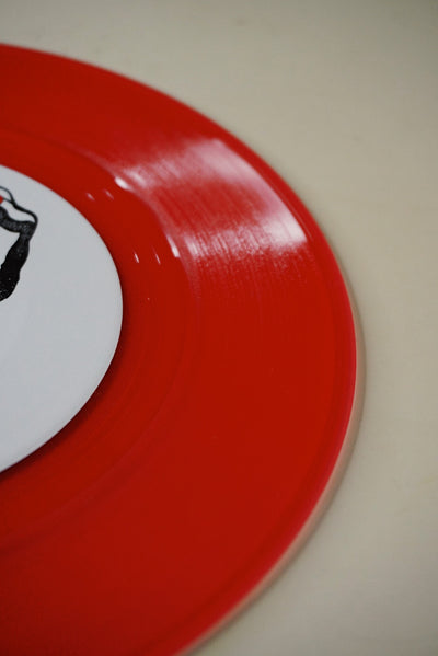 Kaidi Tatham "7inch Nails"